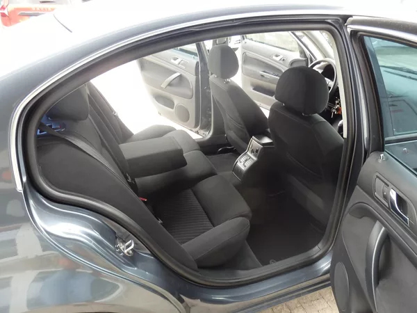 Škoda Superb 1.9 TDI 77 kW ALU R17, ZÁVĚS - foto 9