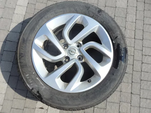 Opel Crossland X 1.2i KLIMA, NAJETO 36094 KM - foto 19