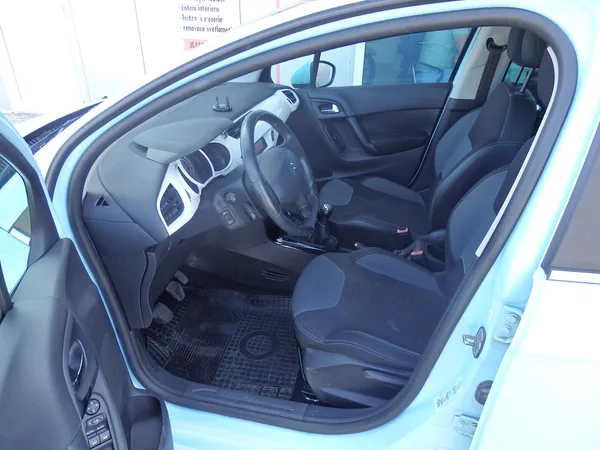 Citroën C3 1.4i ABS, KLIMATIZACE - foto 6