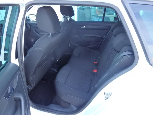 Škoda Fabia 1.2 TSI DIGI. KLIMA, ESP - foto 7