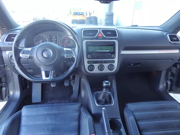 Volkswagen Scirocco 1.4 TSI DIGI. KLIMA, 8x AIRBAG - foto 11