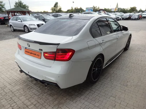 BMW Řada 3 320D 135 kW XENONY, NAVI, DVD - foto 4