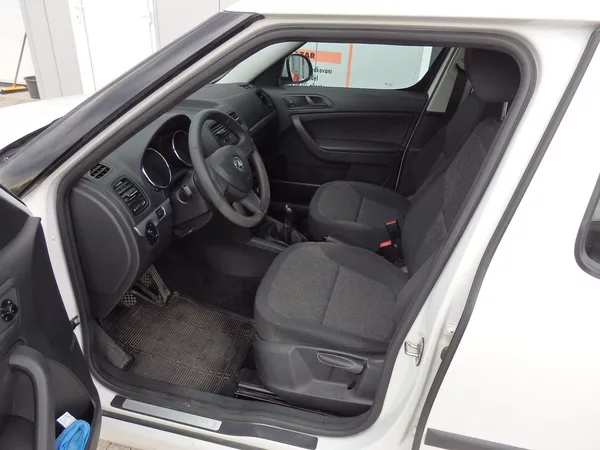 Škoda Yeti 1.2 TSI 77 kW ZÁVĚS, LPG - foto 6