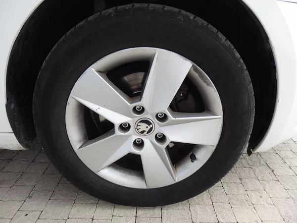 Škoda Octavia 1.4 TSI 81 kW G-TEC CNG - foto 12