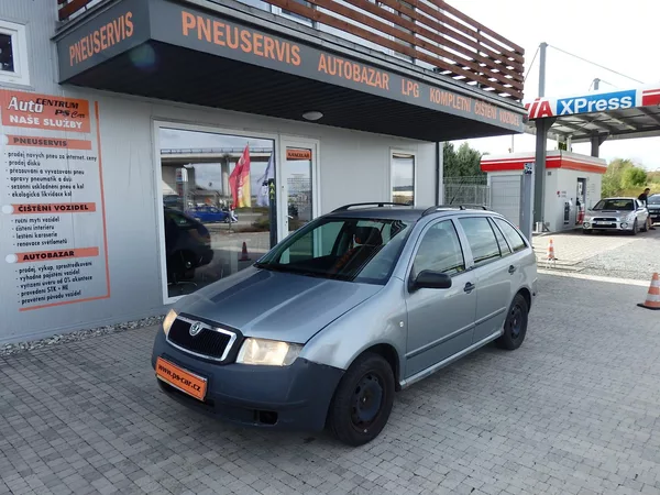 Škoda Fabia 1.2 HTP 47 kW 2x AIRBAG, ABS
