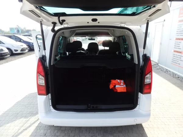 Peugeot Partner TEPEE 1.6 HDI KLIMA, ASR - foto 10