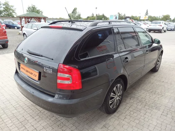 Škoda Octavia 1,6 75kW KLIMA, ESP - foto 4