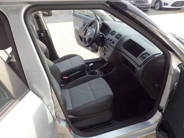Škoda Fabia 1.4 16V 63 kW KLIMA, ZÁVĚS - foto 10