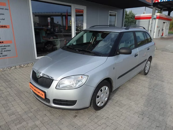 Škoda Fabia 1.4 16V 63 kW KLIMA, ZÁVĚS - foto 2