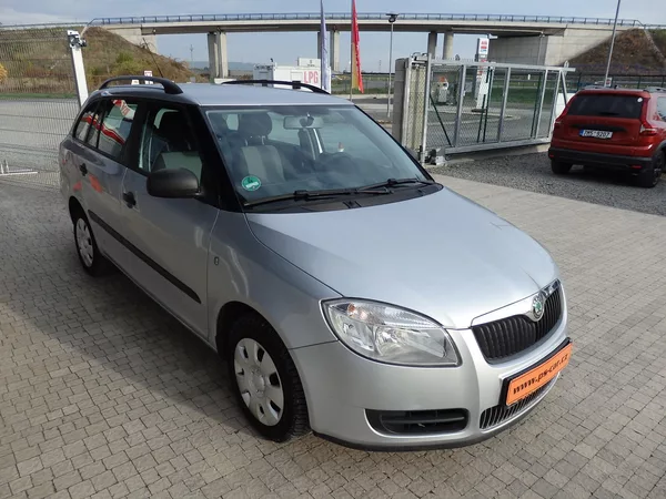Škoda Fabia 1.4 16V 63 kW KLIMA, ZÁVĚS - foto 3