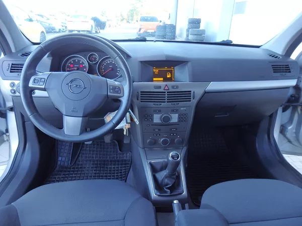 Opel Astra 1.6i 77 kW DIGI. KLIMA - foto 11