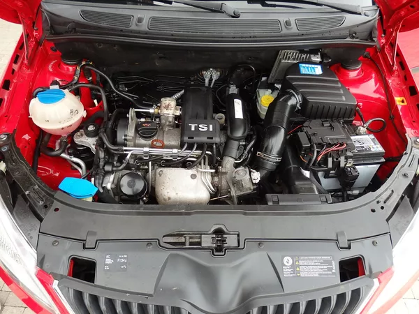 Škoda Fabia 1.2 TSI 77kW DIGI.KLIMA FAMILY - foto 14