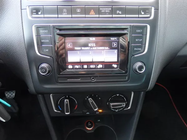 Volkswagen Polo 1.2 TSI COMFORTLINE, PANORAMA - foto 14