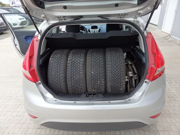 Ford Fiesta 1.2i ARS, KLIMATIZACE - foto 10