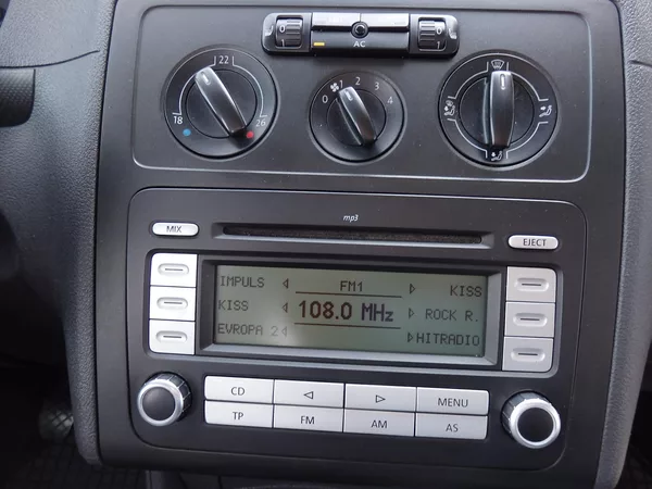 Volkswagen Caddy 2,0i KLIMA ECOFUEL - foto 13