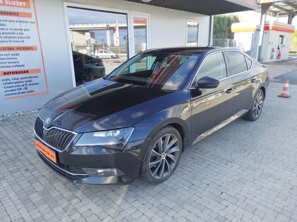 Škoda Superb 2.0 TDI 140kW L&K 4x4 - foto 2