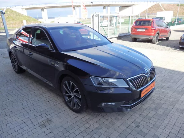 Škoda Superb 2.0 TDI 140kW L&K 4x4 - foto 3