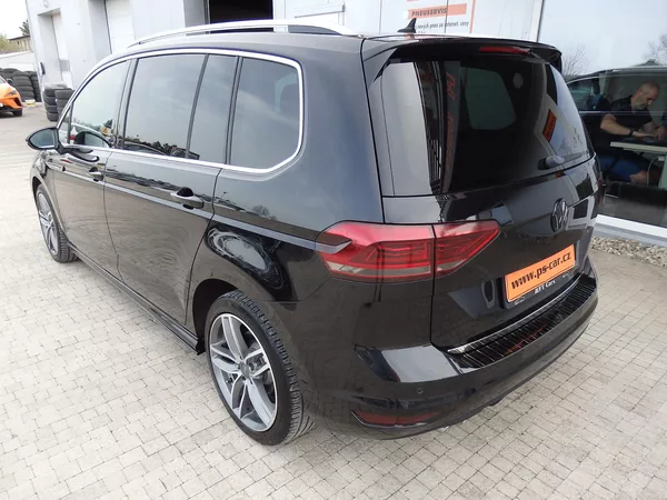 Volkswagen Touran 2,0 TDI 140kW HIGHLINE,DSG LED - foto 24