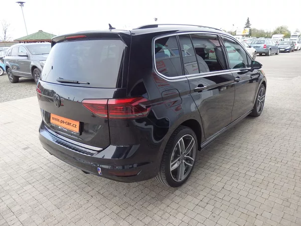 Volkswagen Touran 2,0 TDI 140kW HIGHLINE,DSG LED - foto 6