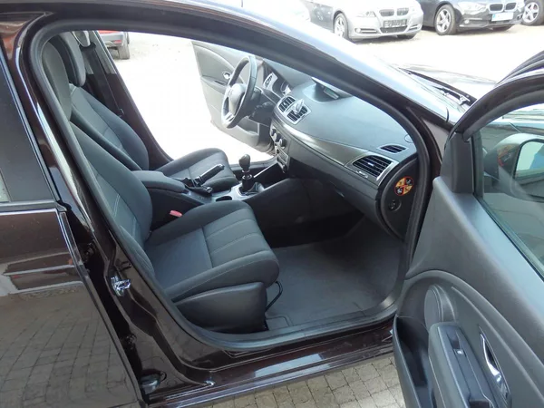 Renault Mégane 1,2 TCE PARIS EDITION - foto 12