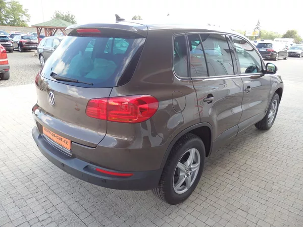 Volkswagen Tiguan 1.4 TSI 90 kW DIGI. KLIMA - foto 4