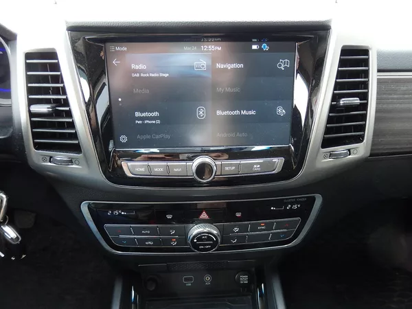 SsangYong Rexton 2.2 D 4WD NAVIGACE - foto 17