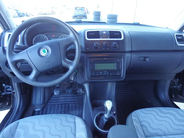 Škoda Fabia 1.4 16V KLIMATIZACE, 4x AIRBAG - foto 11