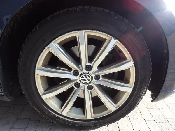 Volkswagen Passat Variant 2,0TDi 110 DIGI KLIMA - foto 12