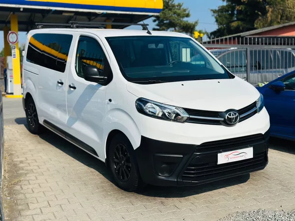 Toyota ProAce 2.0D 6 MÍST,VÝHŘEV SED.,100%KM