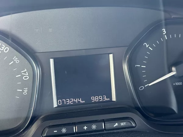 Toyota ProAce 2.0D 6 MÍST,VÝHŘEV SED.,100%KM - foto 12