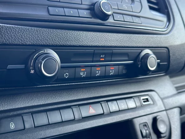 Toyota ProAce 2.0D 6 MÍST,VÝHŘEV SED.,100%KM - foto 13