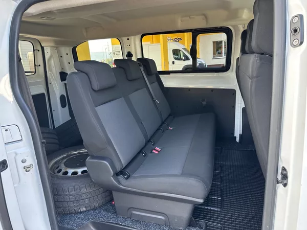 Toyota ProAce 2.0D 6 MÍST,VÝHŘEV SED.,100%KM - foto 17
