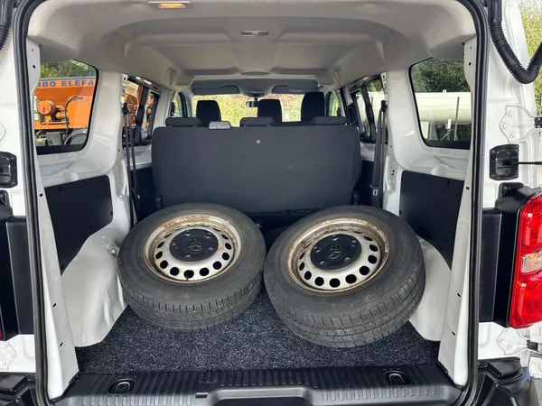 Toyota ProAce 2.0D 6 MÍST,VÝHŘEV SED.,100%KM - foto 21