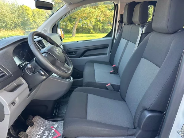 Toyota ProAce 2.0D 6 MÍST,VÝHŘEV SED.,100%KM - foto 8