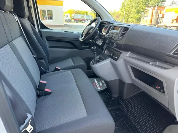 Toyota ProAce 2.0D 6 MÍST,VÝHŘEV SED.,100%KM - foto 9