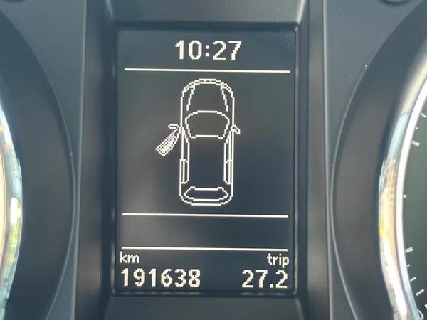Škoda Yeti 1.6TDi NAVI, PĚKNÝ STAV - foto 10