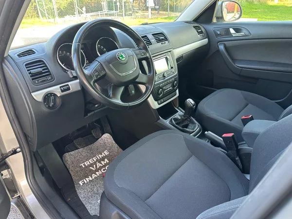 Škoda Yeti 1.6TDi NAVI, PĚKNÝ STAV - foto 7