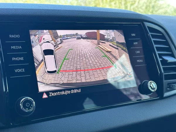 Škoda Karoq 1.5TSi SPORTLINE, VIRTUAL. - foto 12