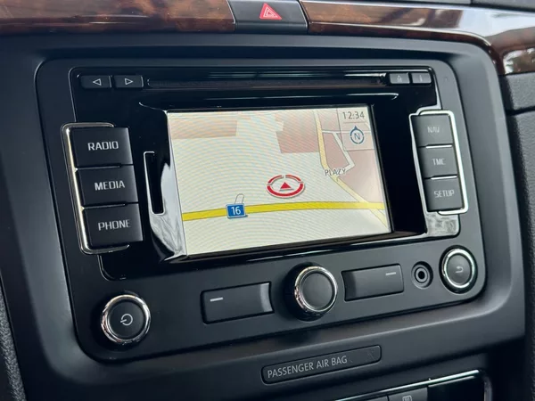 Škoda Superb 2.0TDi PRAVIDELNÝ SERVIS - foto 13