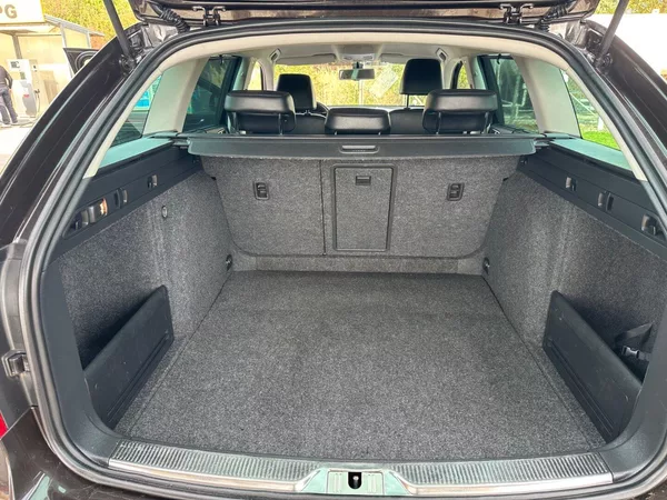 Škoda Superb 2.0TDi PRAVIDELNÝ SERVIS - foto 19