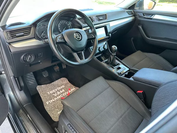 Škoda Superb 1.6TDi KAMERA,SMARTLINK, - foto 5