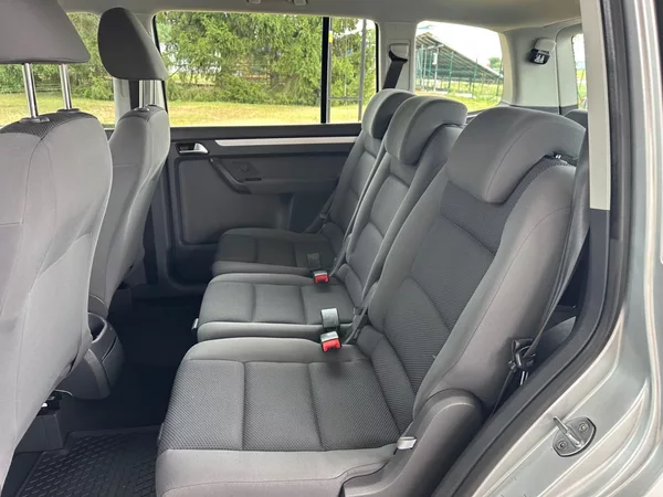 Volkswagen Touran 1.2TSi NOVÉ ROZVODY,PĚKNÝ STAV - foto 15