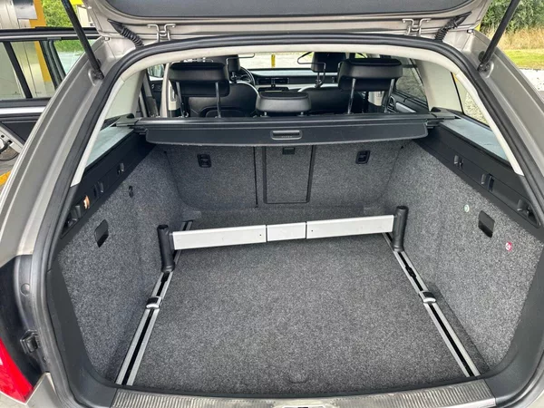 Škoda Superb 2.0TDi NAVI, XENON,KŮŽE,100%KM - foto 15