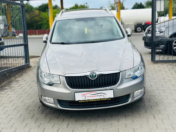 Škoda Superb 2.0TDi NAVI, XENON,KŮŽE,100%KM - foto 2