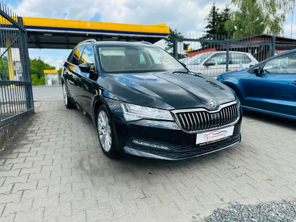 Škoda Superb 2.0TDi VIRTUAL,KAMERA,1.MAJ.