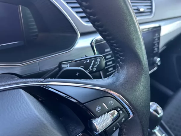 Škoda Superb 2.0TDi VIRTUAL,KAMERA,1.MAJ. - foto 9