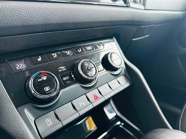 Škoda Kodiaq 1.5TSi 7MÍST,KAMERA,VIRTUAL - foto 10