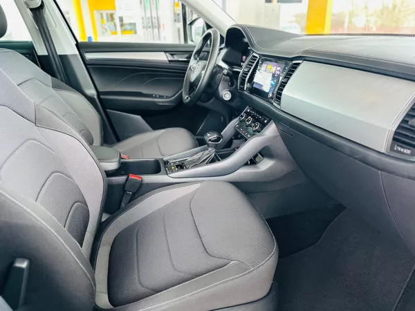Škoda Kodiaq 1.5TSi 7MÍST,KAMERA,VIRTUAL - foto 9
