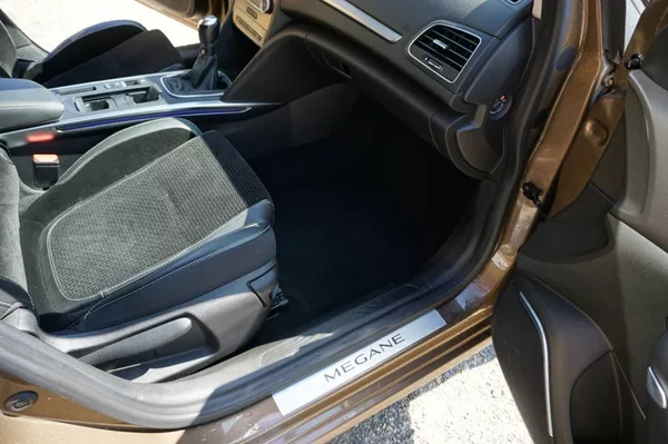 Renault Mégane 1,2 1,Majitel nové v ČR - foto 18