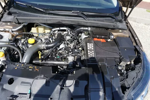 Renault Mégane 1,2 1,Majitel nové v ČR - foto 33